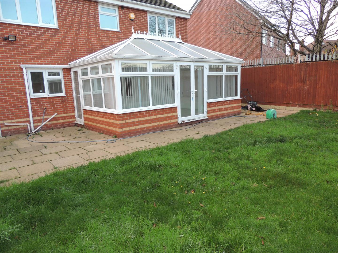 Garden / Conservatory